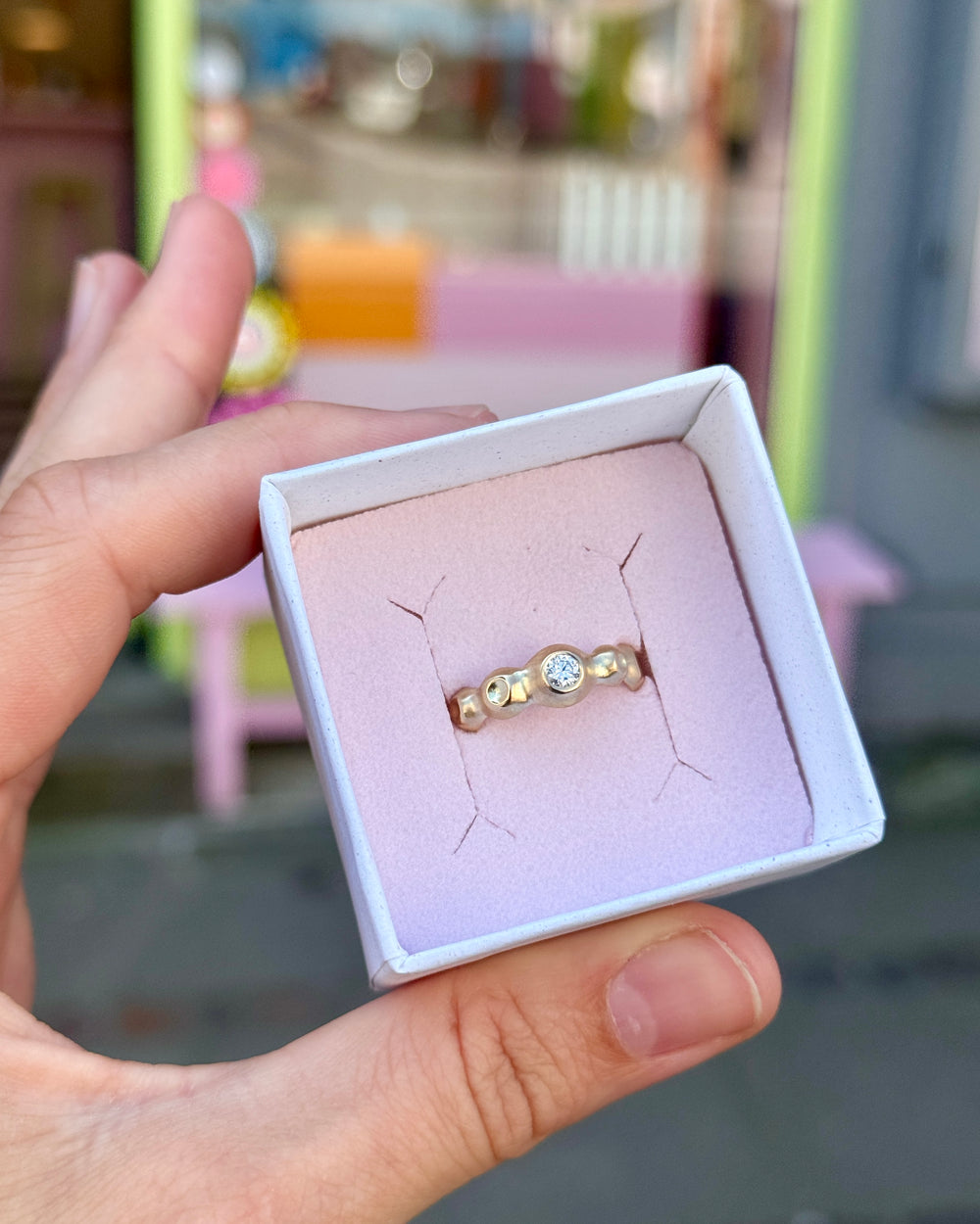 FLERE BOBLER i guld